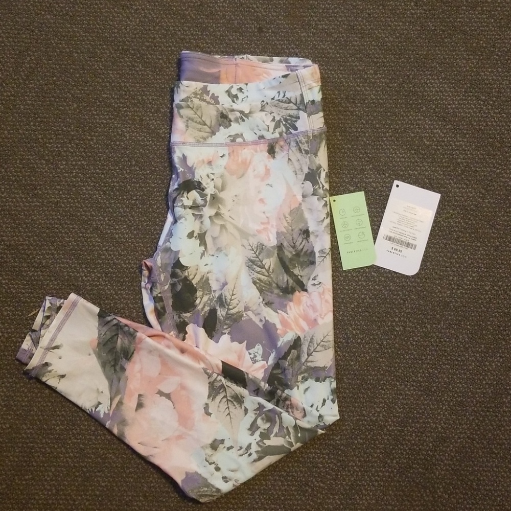 Gia Capri Fabletics